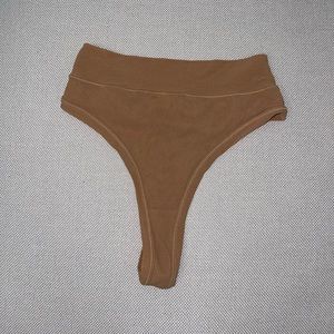SKIMS Mesh Thong